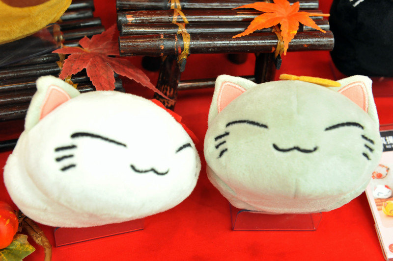 Illustration for article titled Win Prizes Like These at Japanese Arcades